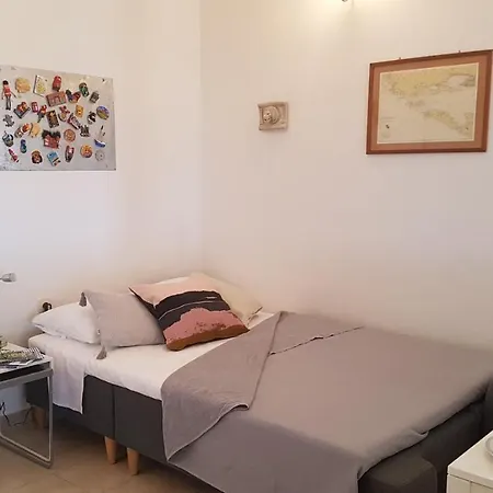 Studio Apartman Terrace-sevid *